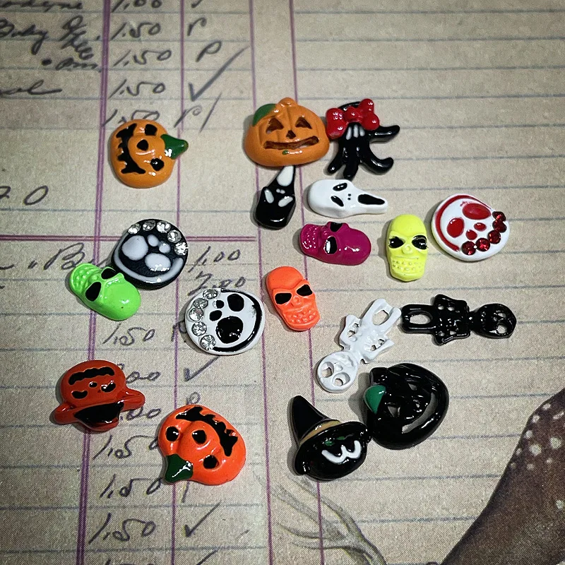 

Funny Halloween: Charming Alloy Nail Embellish Neon Color Skull Head Spectre Ghost Diamonds Jewel Trick Treat Nail Ornaments DIY
