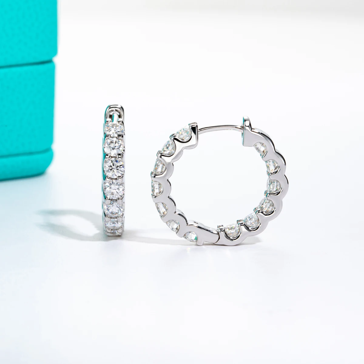 AnuJewel 3mm 2.6cttw D Color Moissanites Hoop Earrings 925 Sterling Silver Luxury Huggie Earring for Women Jewelry Wholesale 2