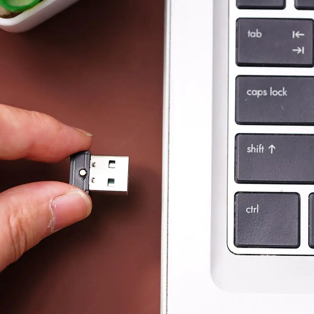 컴퓨터 화면 잠금 방지를 위한 USB 자동 이동 마우스 미니 마우스 커넥터 USB 마우스 지글러 자동 커서 이동 유지