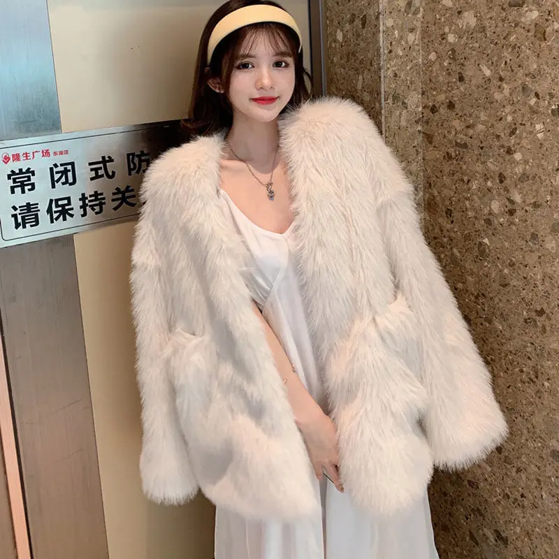 Thickened Warmer V-neck Fluffy Jacket Winter Women Fur Coat Teddy Coat Long Sleeve Pocket White Faux Fur Jacket Luxury Brand