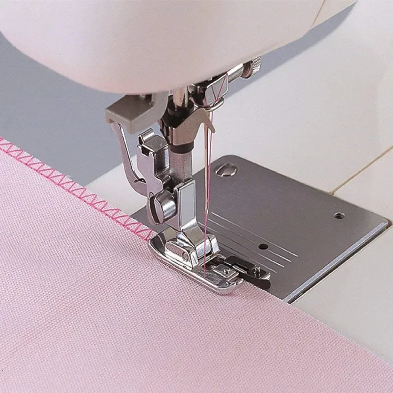 Sewing Machine Foot 1PC Overlock Overcast Sewing Machine Foot SA135 Fits All Low Shank Snap-On Singer Brother Babylock Etc 7YJ222 Sewing
