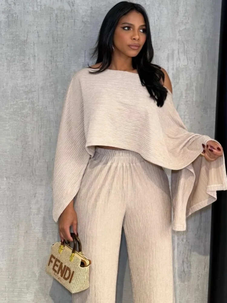 Wmstar Two Piece Set Women Wholesale Miyake Pleated Fashionable Elegant Shoulder Irregular Top Trousers Solid Color Casual Suit