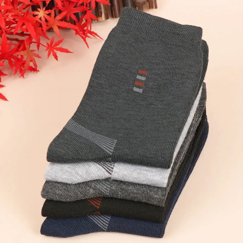 Casual black mid calf socks, 5 pairs men's, soft comfortable wear-resistant