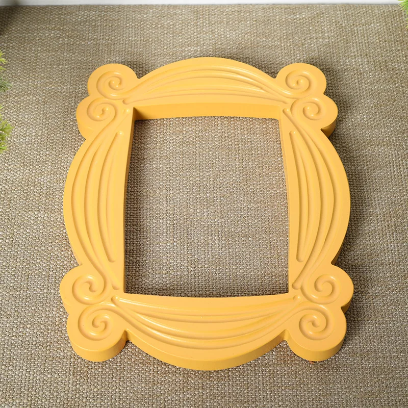 GW59 TV Series Friends Handmade Monica Door Frame Wood Yellow Photo Frames Collectible Home Decor Collection Cosplay Gift