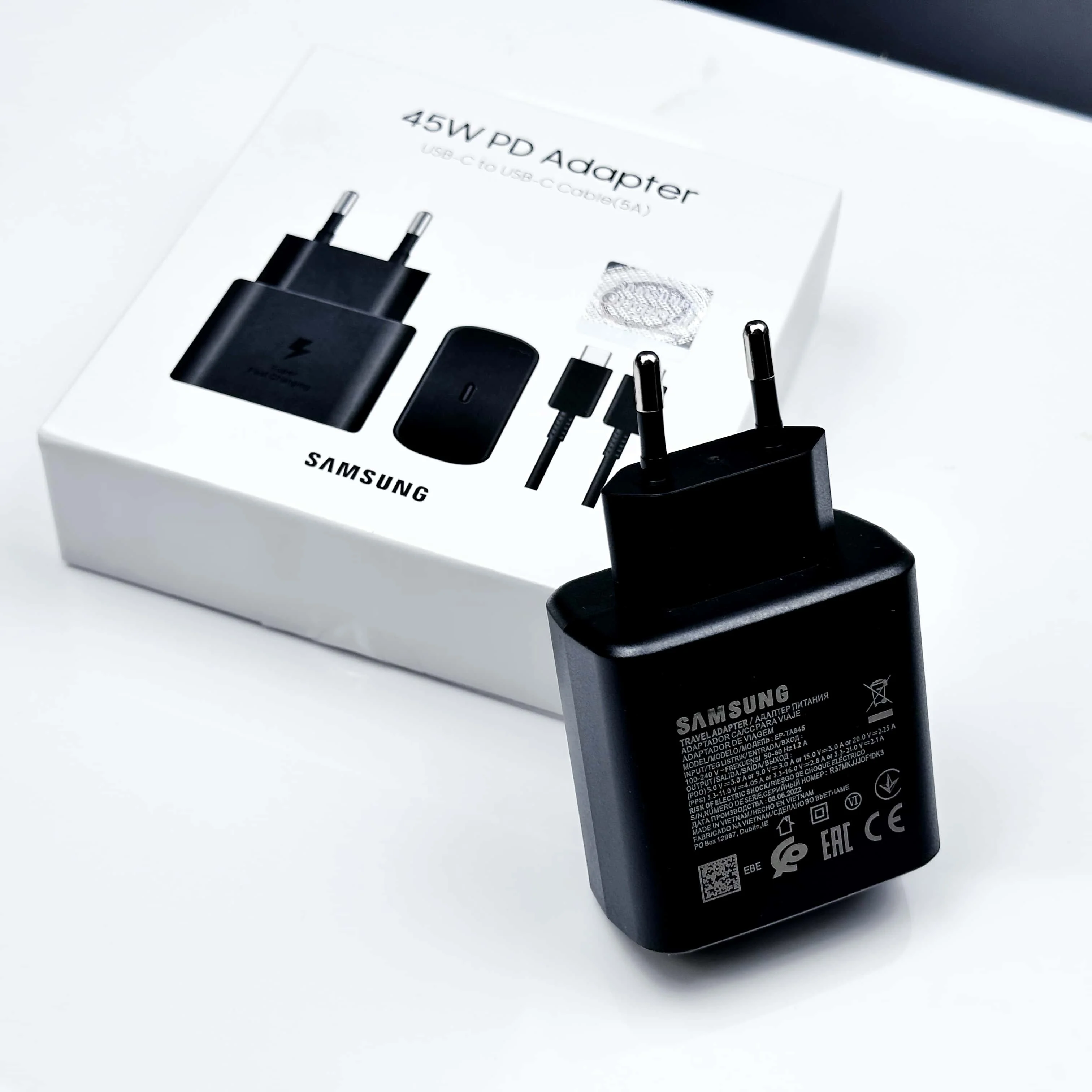 Fast Charging 45W USB-C Charger - Samsung Original Adapter