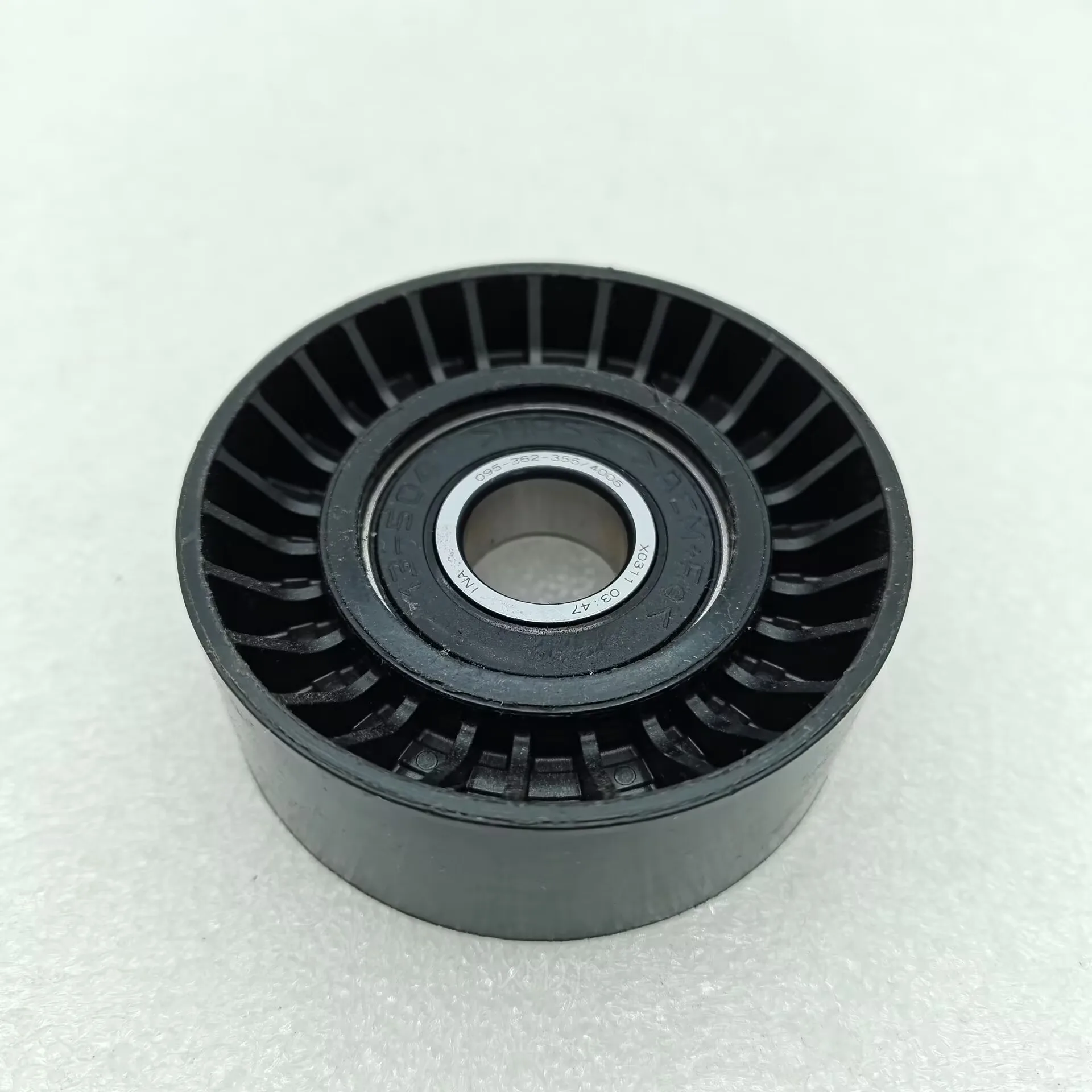 PULLEY ASSY-IDLER 6712001110 For Ssangyong Actyon G4 Rexton Korando C Musso Rexton Rodius/Stavic