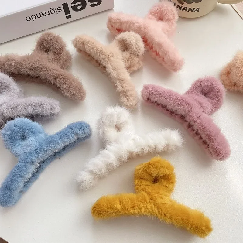 Flauschige Plüsch Kunstpelz Große Krabbe Haar Klaue Clips Frauen Mädchen Winter Pferdeschwanz Halter Haarspangen Klemmen Haar Zubehör Billig – Detail 4