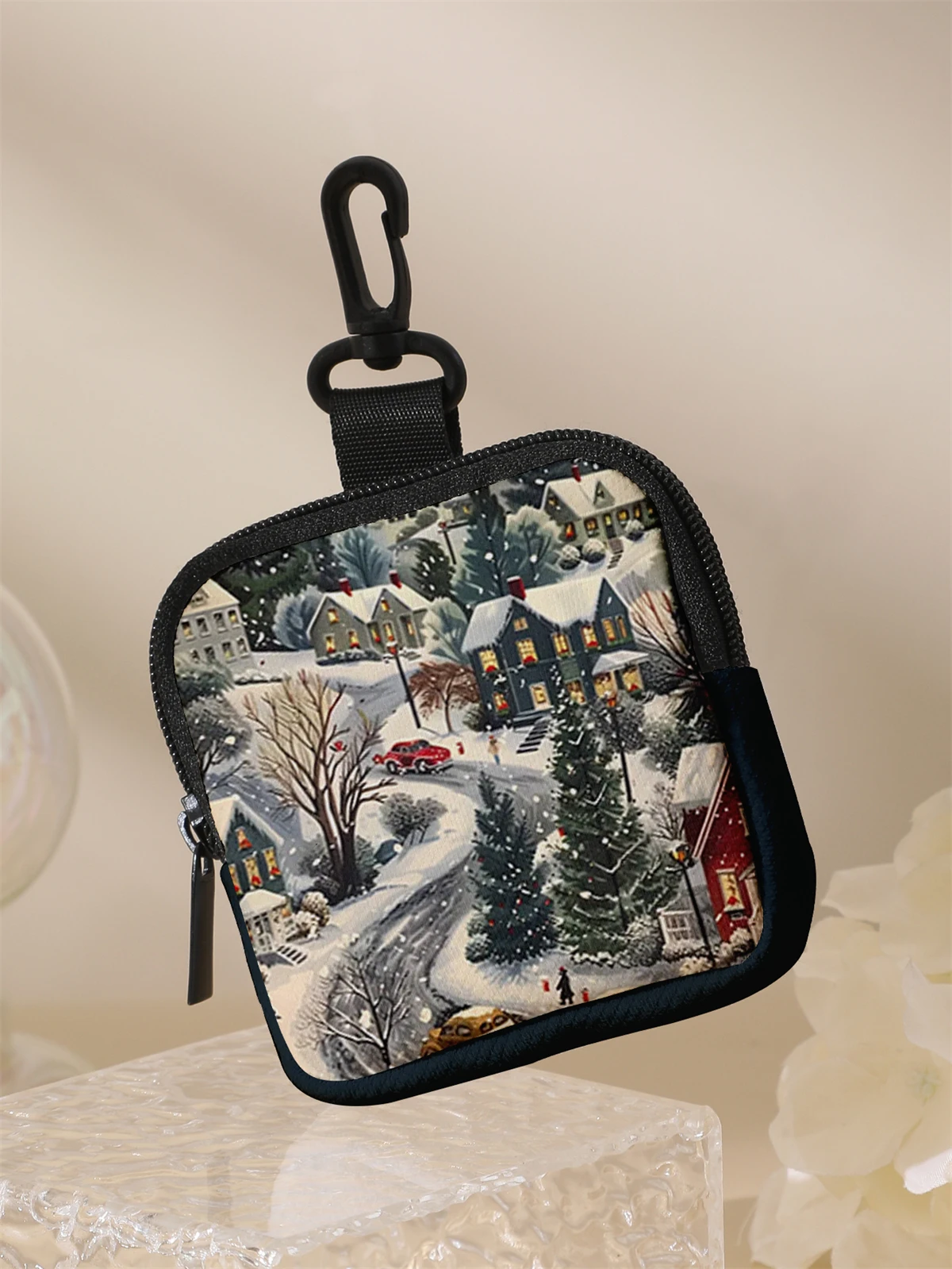 Large capacity coin wallets, digital printed coin wallets, and storage bags are ideal choices for gifts