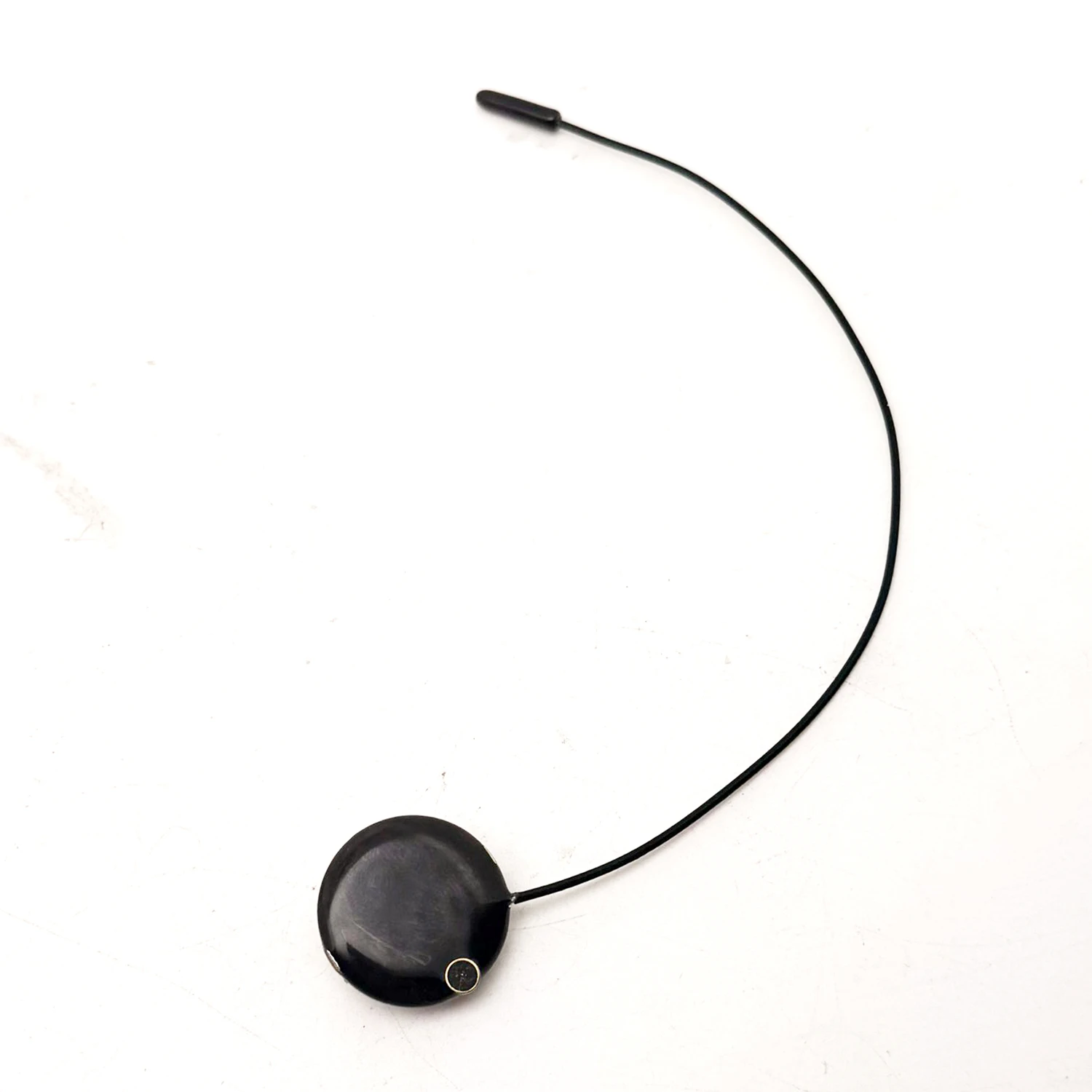 Compact Wireless Audio Transmission Module with FM Broadcast Capability