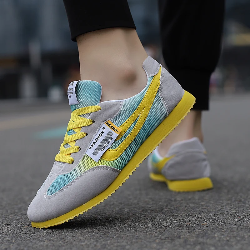 Spring Cheap Running Walking Shoes Men Designer Flats Trainers Men Lightweight Breathable Sports Sneakers For Men Jogging Shoes