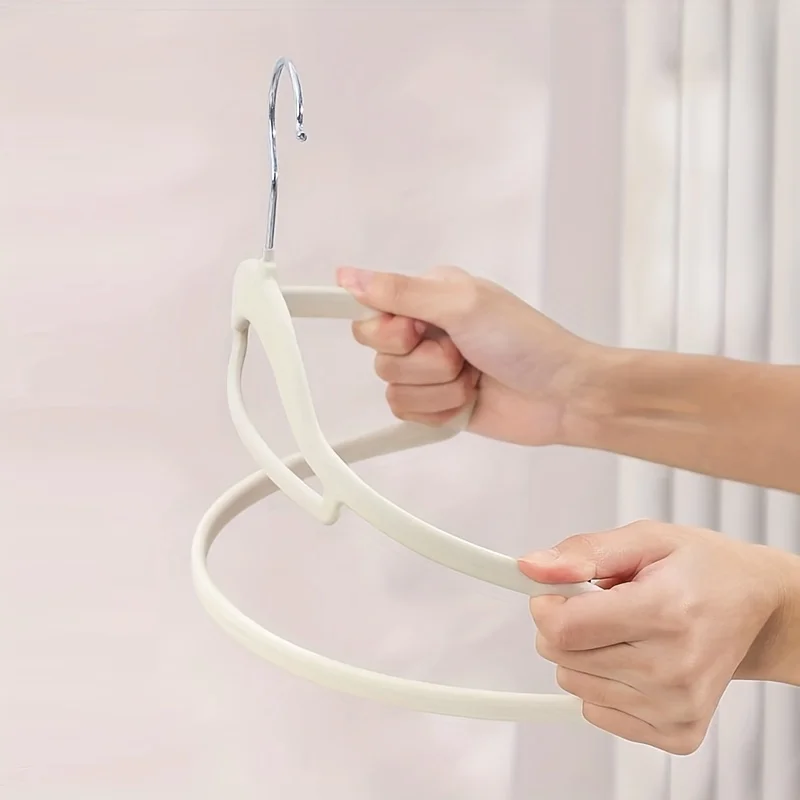 Description Picture 6 of item10 High-end Velvet Anti Slip Hangers To Save Space Wardrobe Organizer for Organizing Special Hanging Clothes for Household Use