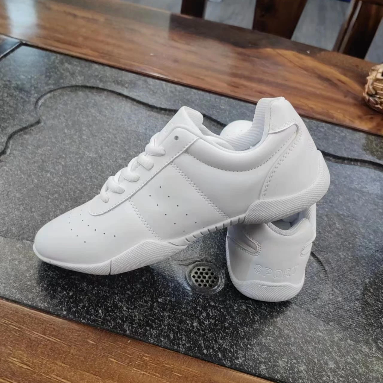 Hot Sale Women's Dance Shoes Breathable Leather Soft Soled Jazz Shoes Salsa Square Dance Practice Sneakers Modern Dance Shoes 3