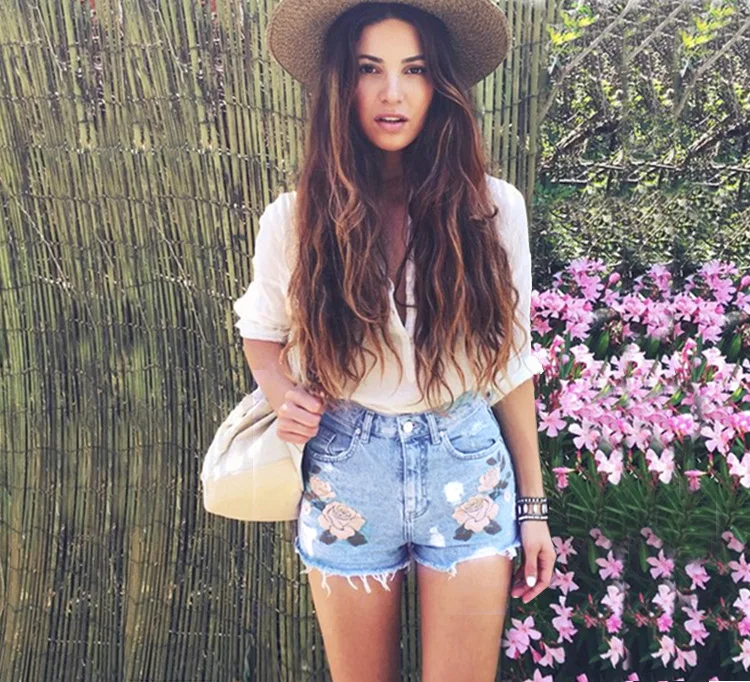 denim High Waist Denim Shorts Women All-match Flower Embroidery Ripped Jeans Short Femme Tassel Slim Fit Light Blue Short Jeans Woman slim fit