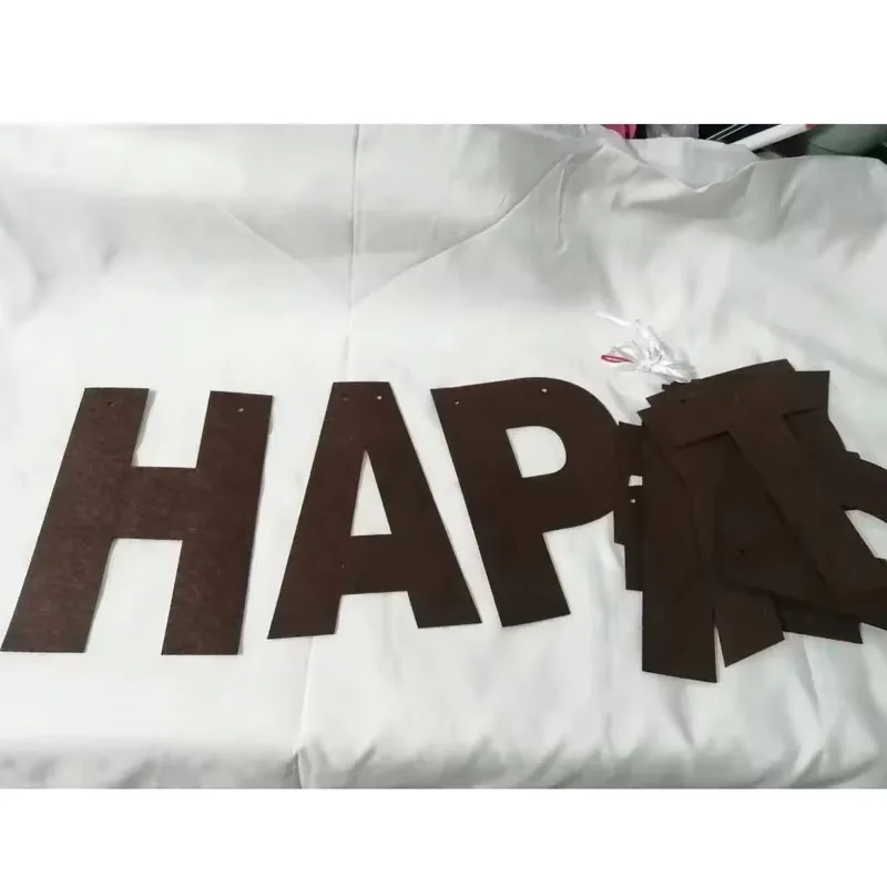 Coffee Brown Felt Pennant Banners Rustic Triangle Fabric Flags for Wedding Christmas Bedroom Wall Decor Vintage Letter Bunting