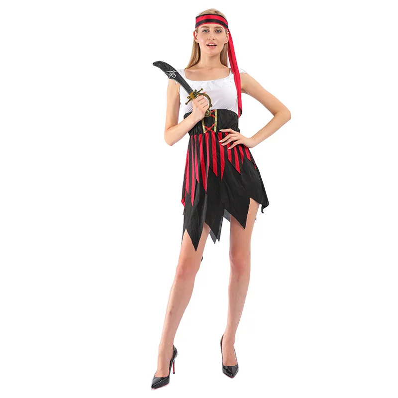 

Карнавальные костюмы черного цвета для косплея пиратской женщины