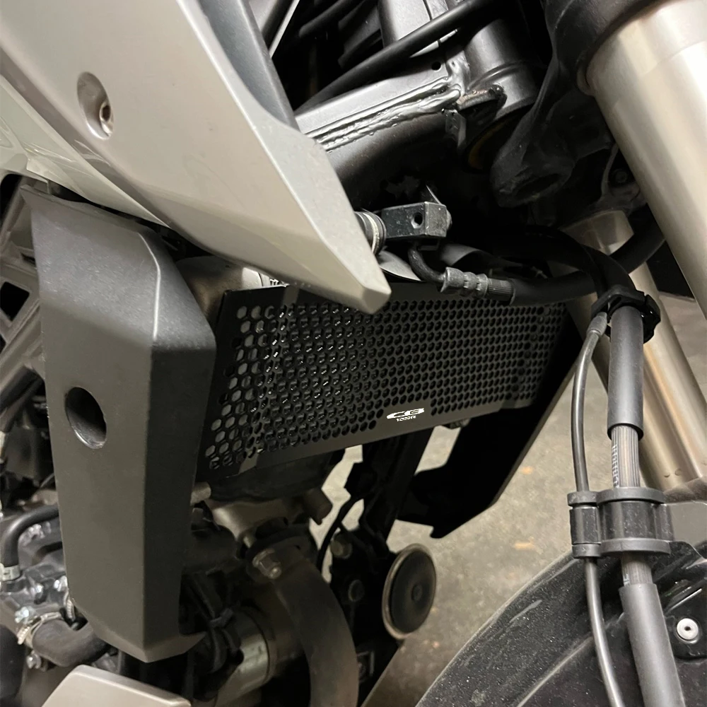 

Защитная крышка радиатора для HONDA CB125R CB150R CB 125R CB 150R 2018 2019 2020 2021 2022 2023 2024