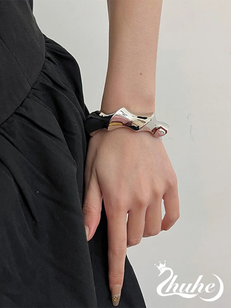 2024 New Spiral Open Bracelet Retro Style For Women Copper Alloy Jewelry Party Gifts
