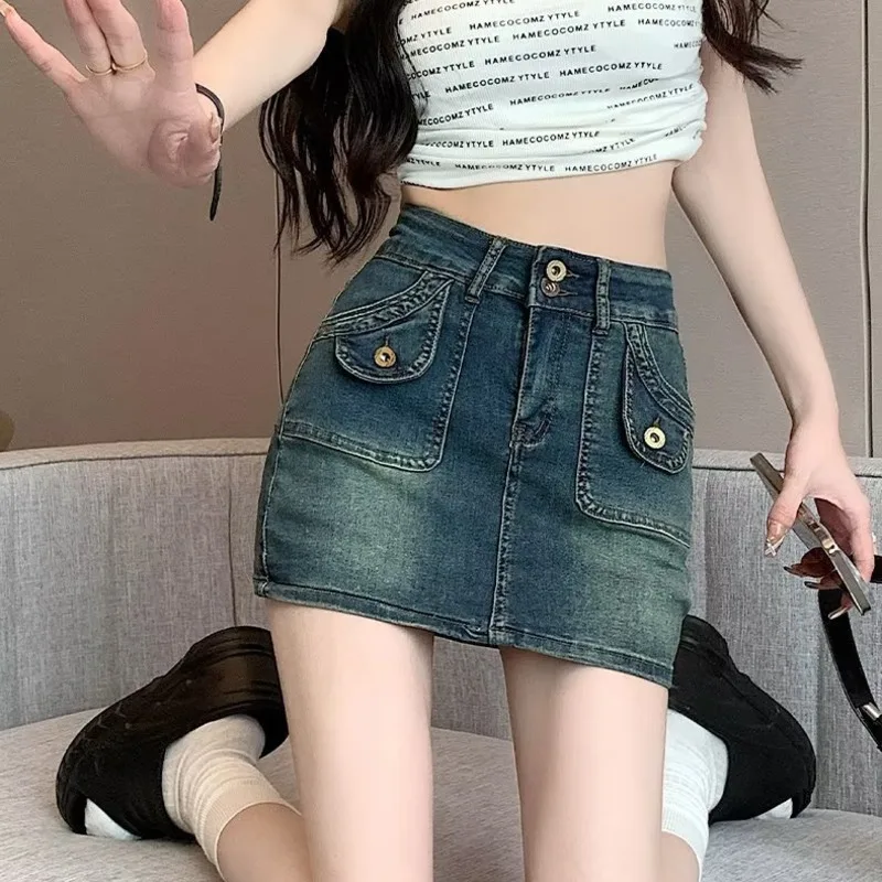 

Popular High Waisted Jeans, Lazy And Fashionable Women's Ins Buttons, New Washed Style Shorts, Straight Leg Pants Trend