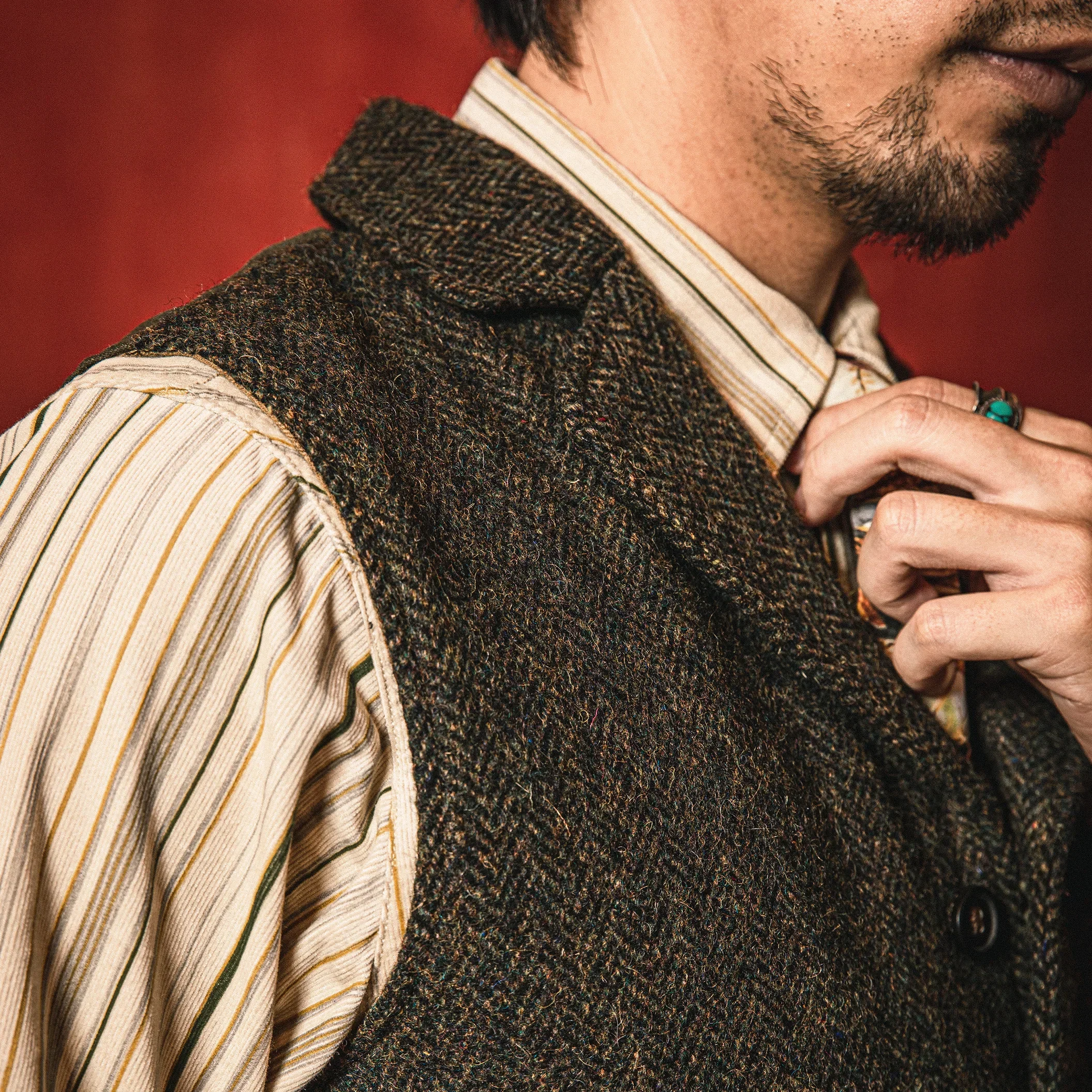 MJ-0004B 100% Wool Vintage Stylish Waistcoat 560 GSM Mens Casual Tweed Vest Red Tornado 2