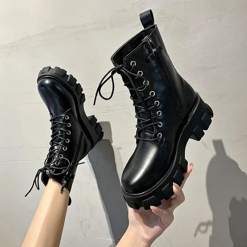 2023 New Fashion PU Leather Pearl Chain Platform Black Booties Punk British Style Casual Shoes Women's Ankle Boots Autumn