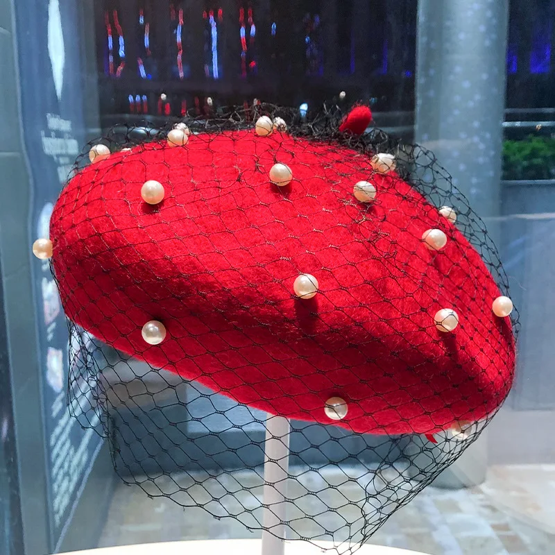 Pearl Mesh Beret Women's Spring and Autumn Fashion Multi functional Retro Lace Painter Hat Wool Hat