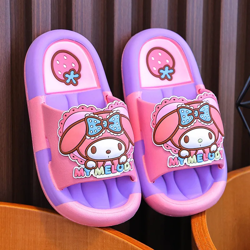 

Детские тапочки Sanrio для девочек, летние Нескользящие шлепанцы для дома и ванной, новинка 2024