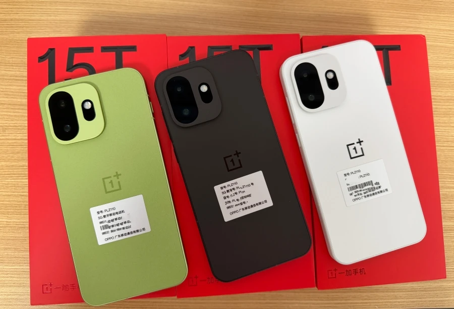 OnePlus 15T Unlocked Network Snapdragon 8 Elite Gen 5 Screen 6.32 Inch AMOLED 165HZ Battery 7500mAh 100W Supercharge 50MP