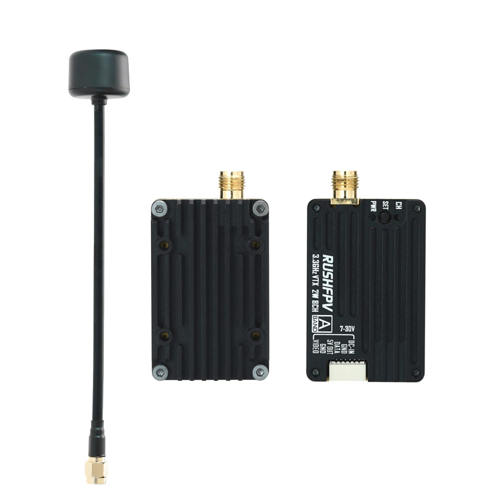 Installation du RushFpv 3.3G 2000mW 2W 8CH VTX/VRX sur un drone, avec câbles et antenne attachés.