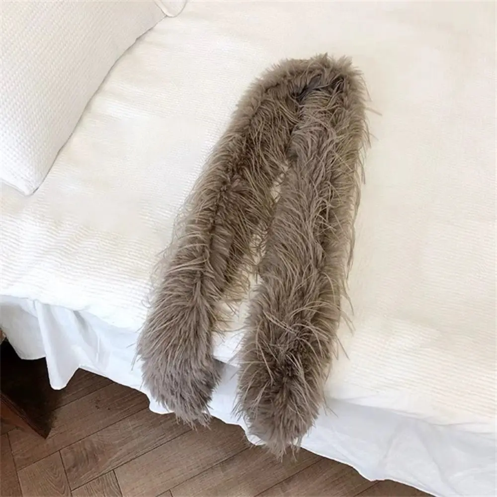 Koreanischer Stil Dicker Flauschiger Langer Streifenschal Imitation Nerzfell Luxuriöser Klassischer Weicher Schal 180cm Damen Quastenschal für Partys – Detail 4