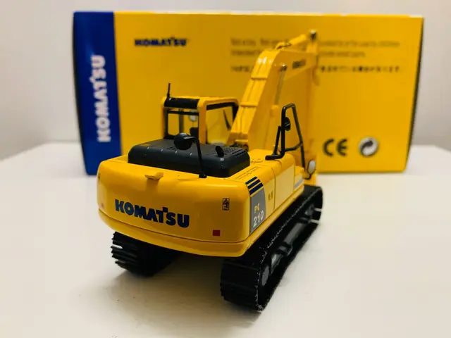 コマツKOMATSU PC210LC-10 油圧ショベルミニカー 1:50 △超希少