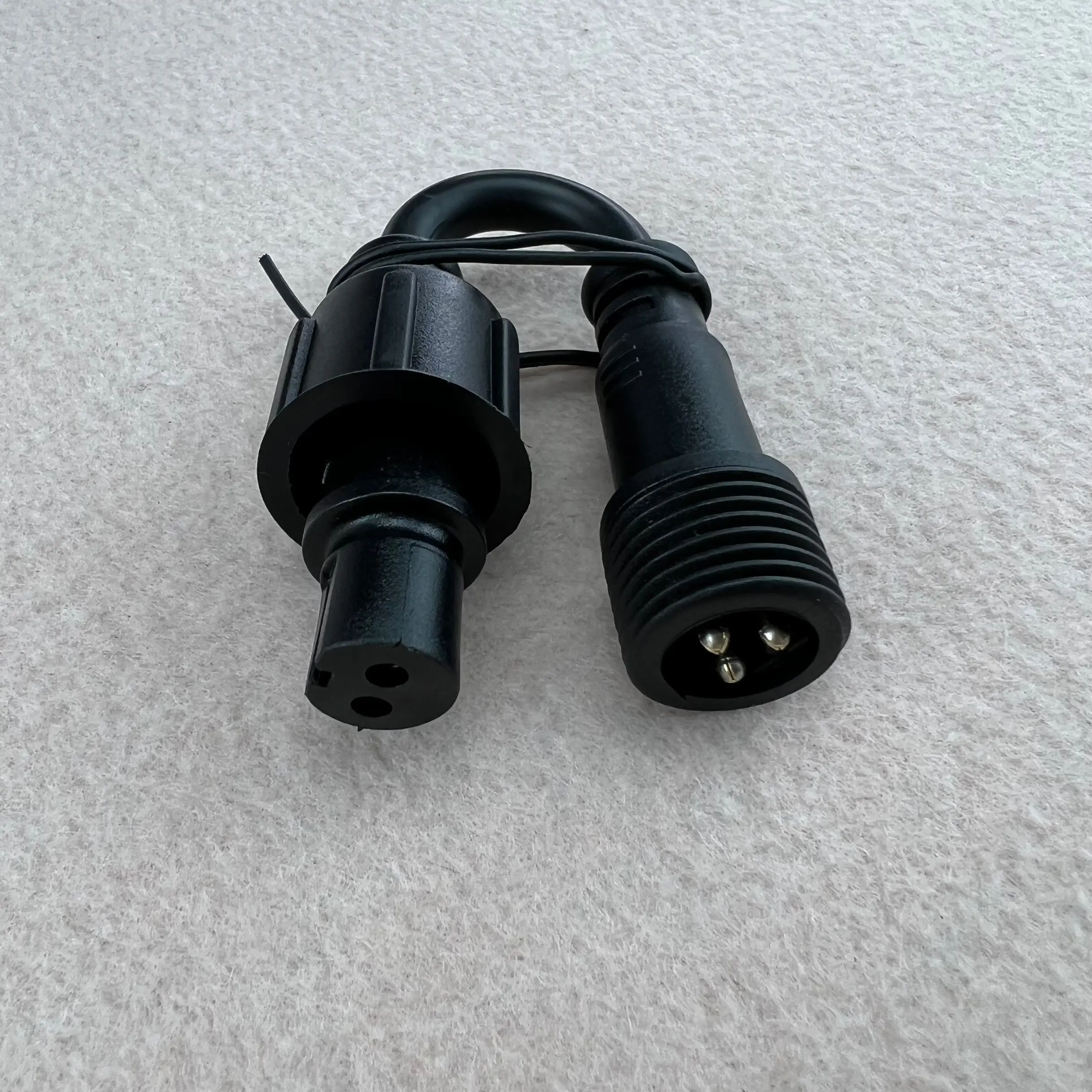 2 코어 xConnect 암 커넥터-3 코어 xConnect 수 커넥터 어댑터 (데이터 와이어 연결되지 않음), 10cm 길이의 검정색