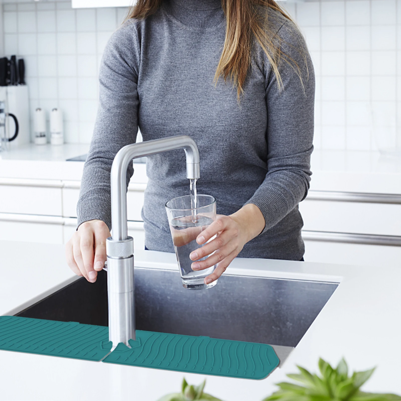 Silicone Faucet Splash Mat Sink Draining Pad Behind Faucet Splash Guard For Sink Countertop Kitchen Drain Pad 17.7 X kitchen splatter screen kitchen splash guard