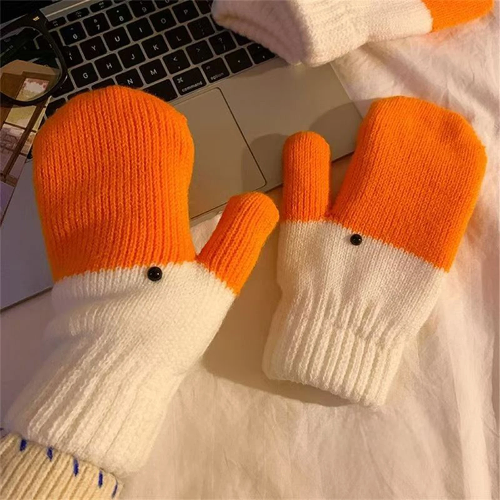Christmas and New Year Cozy Funny Duck Cold-Proof Full Finger Animal Warm Mittens for Autumn and Winter Gift for Women Men