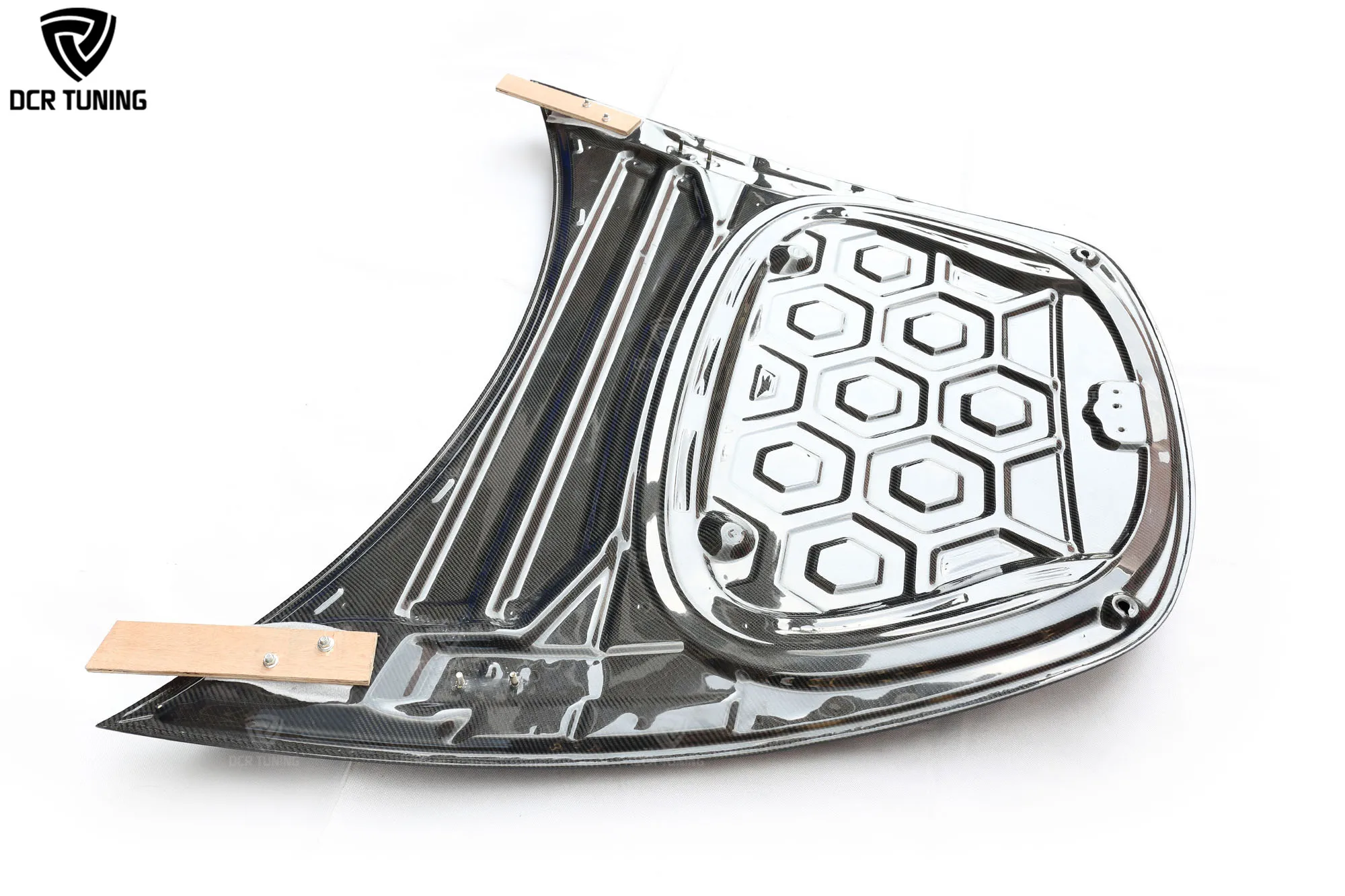 Рисунок 6 - Аксессуары глянцевая черная крышка