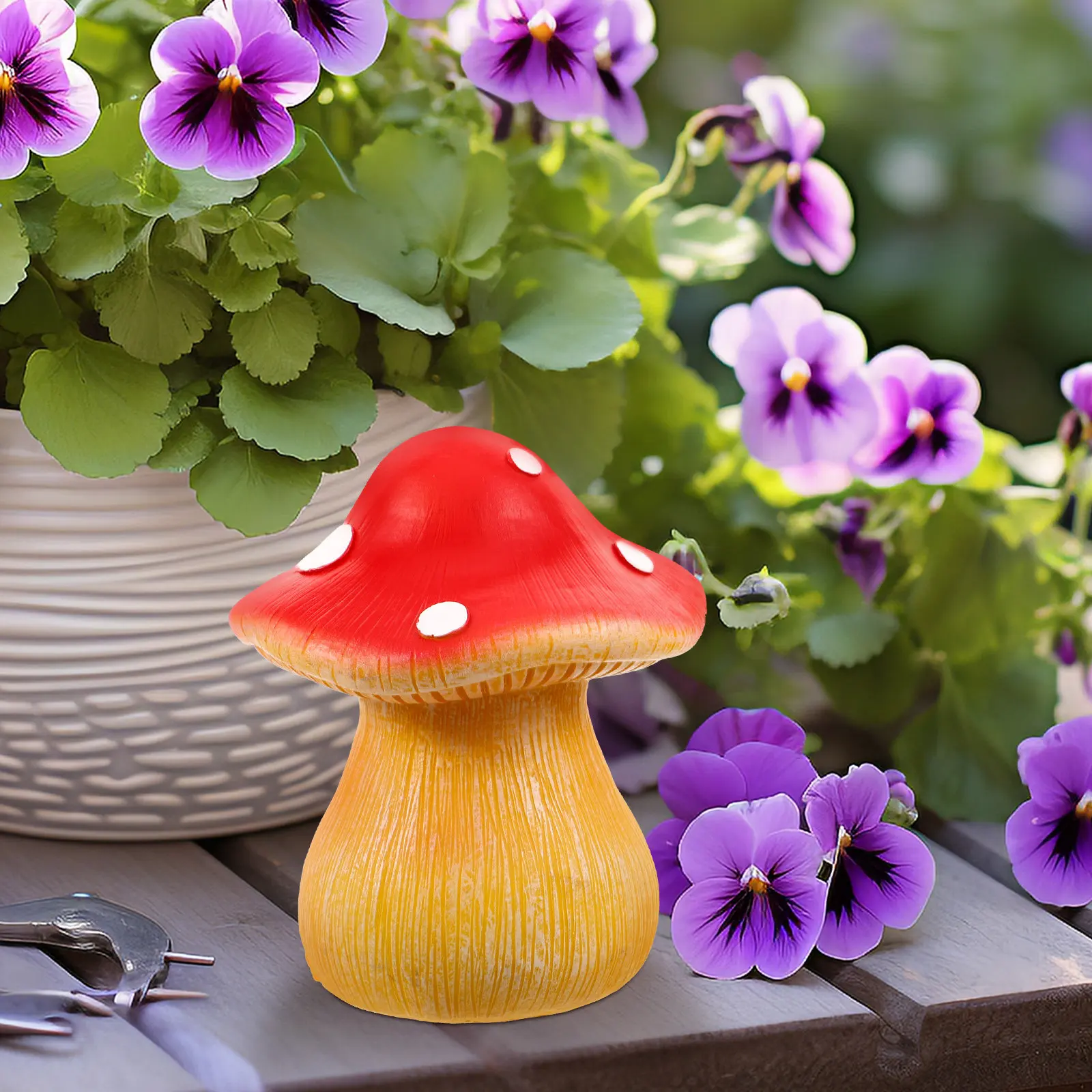 버섯 모양 정원 장식품 열쇠 보관함, 사실적인 레진 소재 야외 열쇠 보관함, 예비 열쇠를 안전하게 숨길 수 있는 정원 장식품