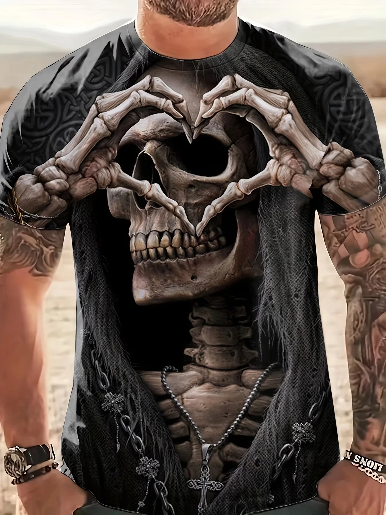 Men's Casual T-Shirt, Gothic Skull Heart Hands Graphic Black Short Sleeve Crew Men Tee Cool Streetwear Halloween Fashion T-shirt