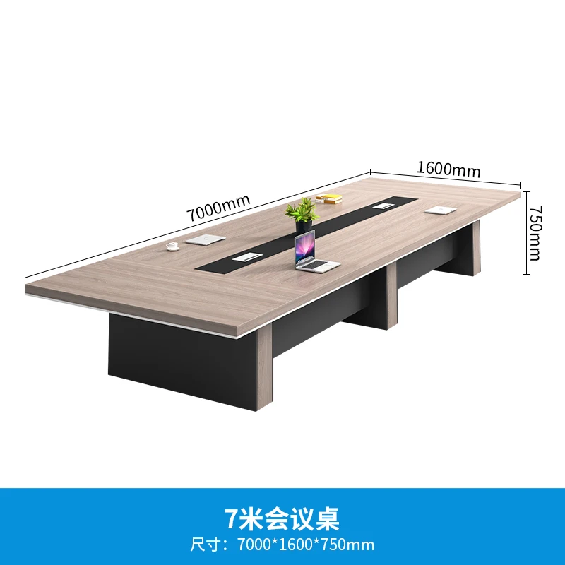 שולחן כנסים גדול פשוט ומודרני עם שילוב כיסא מלבני ארוך לאימונים ושיחות בחדר הכנסים