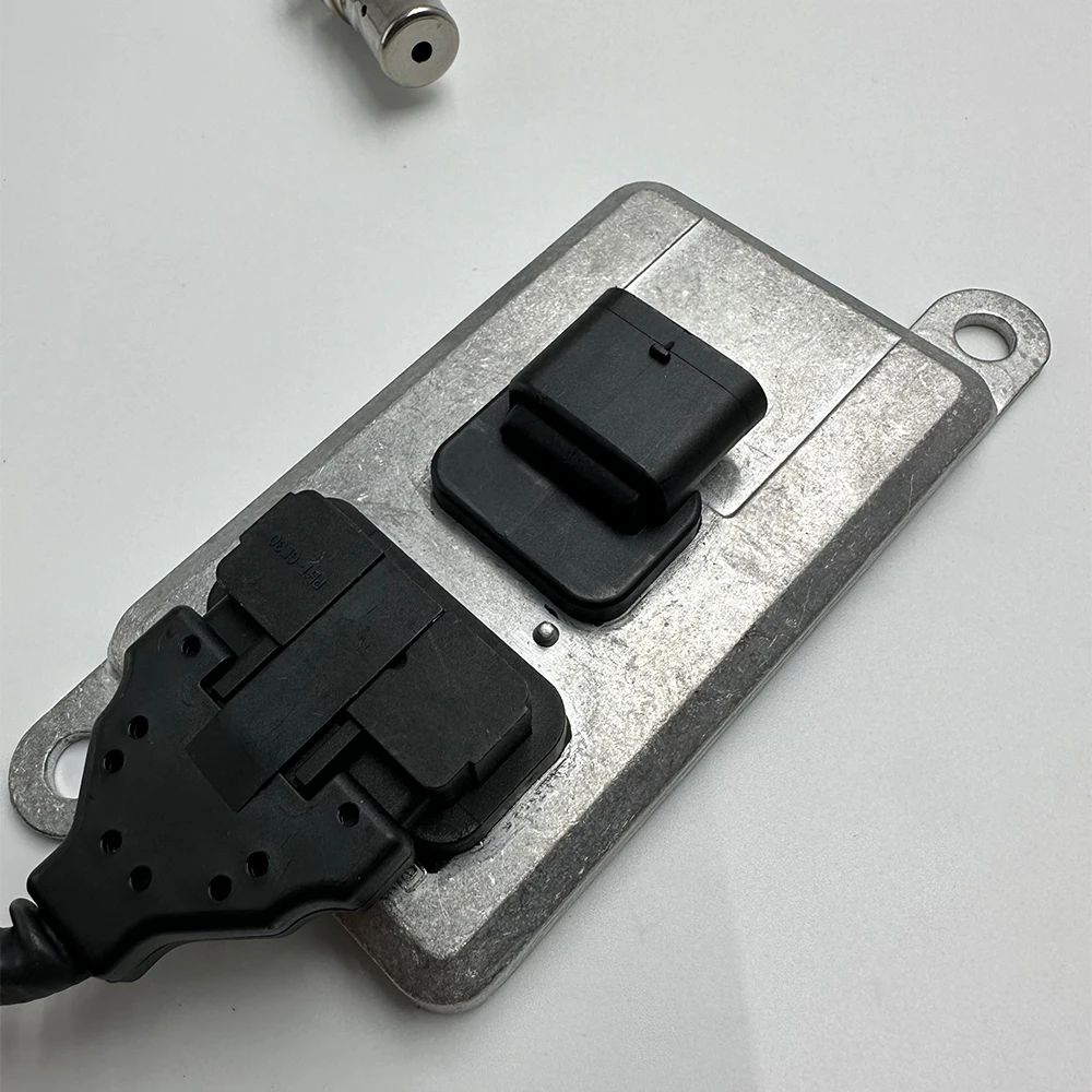 메르세데스 악트로스 아테고 트럭 하이 퀄리티, NGK 프로브 A0091533628 5WK96616F 질소 산화물 Nox 센서 5WK96616D 5WK96616E