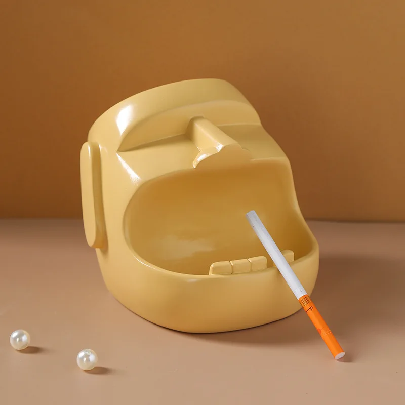 

Creative Desk Ashtray Fun Home Decor Living Room Bedroom Office Table Decoration Folk Art Face Sculpture Smoking Accessories