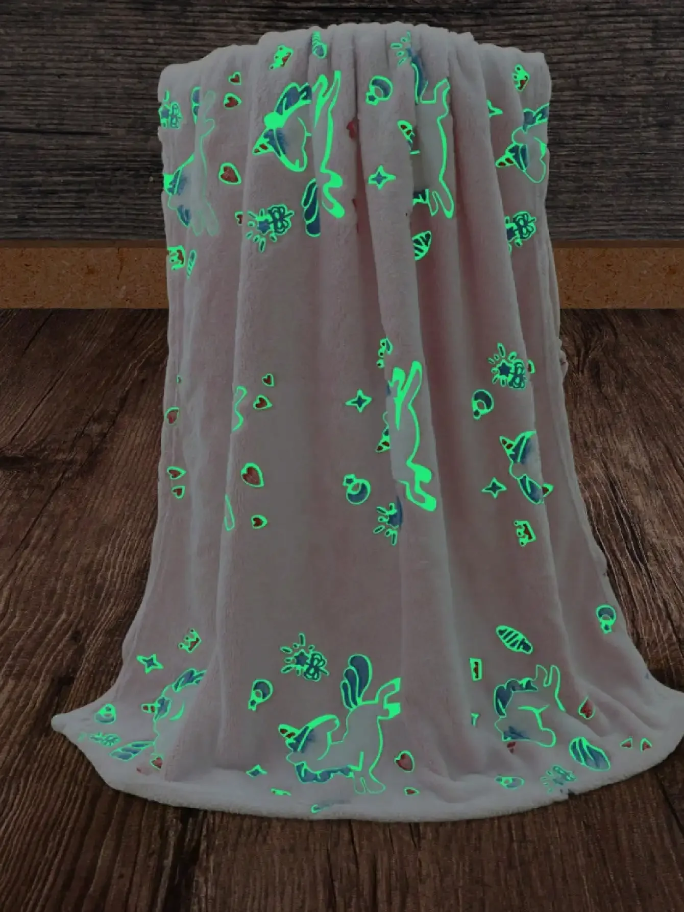 ������ ��� ������ ��� ��Ƽġ ��ǰ, ������ ������, �Ƹ���� �߼����� ���� ���� ���Ÿ� ���, 150x220 ��