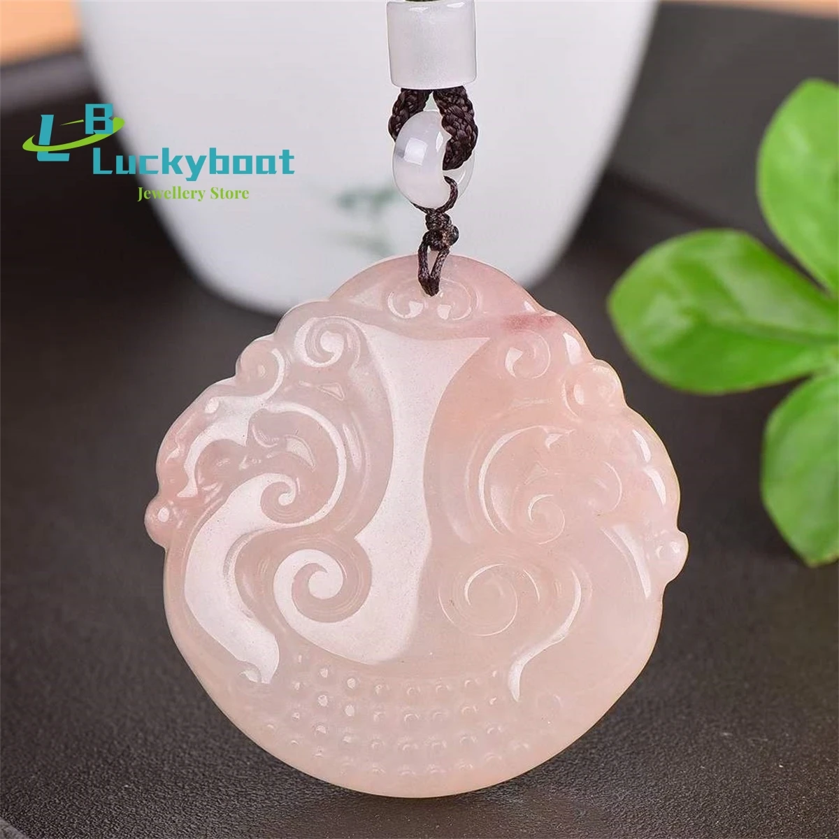 

Natural Gold Silk Jade Antique Double Phoenix Pendant Simple and Generous Personalized Versatile Exquisite Men's and Women's Sty