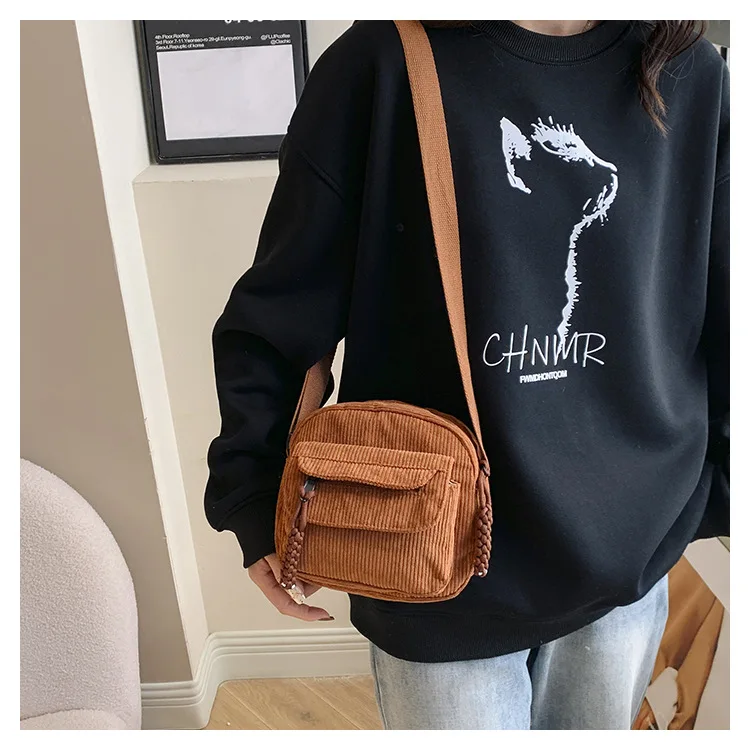 High Quality Solid Shoulder Bag Niche Design Trend Crossbody Bag Vintage Sense Ear of Wheat Corduroy Bag Commuting Portable