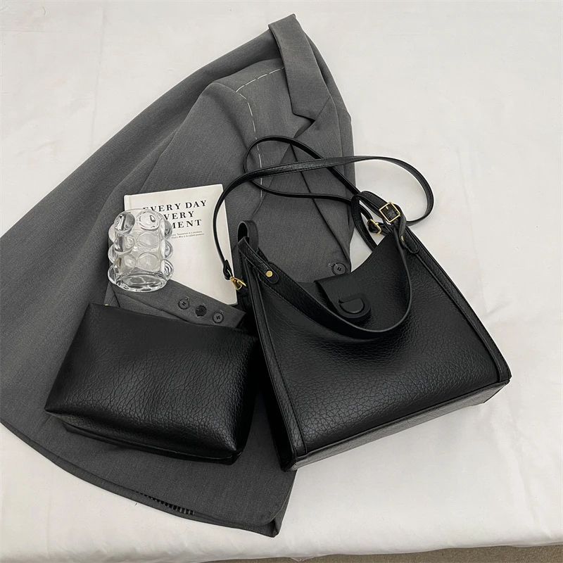 Simple Leather Women's Messenger Bag Large Capacity Luxury Designer Handbag Brand Shoulder Bag Ladies Crossbody Bag Casual Totes