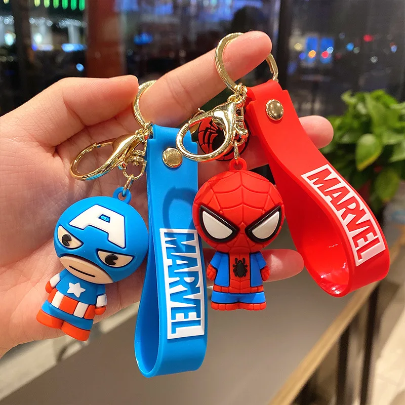 2022 Marvel Spiderman Iron Man Hero Cartoon portachiavi Anime Avengers  Spiderman portachiavi figura metallo Car Key Jewelry Toys Gif