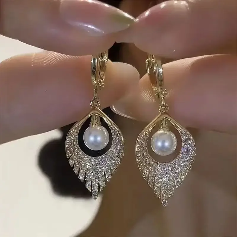 

Fashion Unique Design Elegant Exquisite Micropaved Zirconia Pearl Earrings For Women Everyday Accessories Party Jewelry Gifts