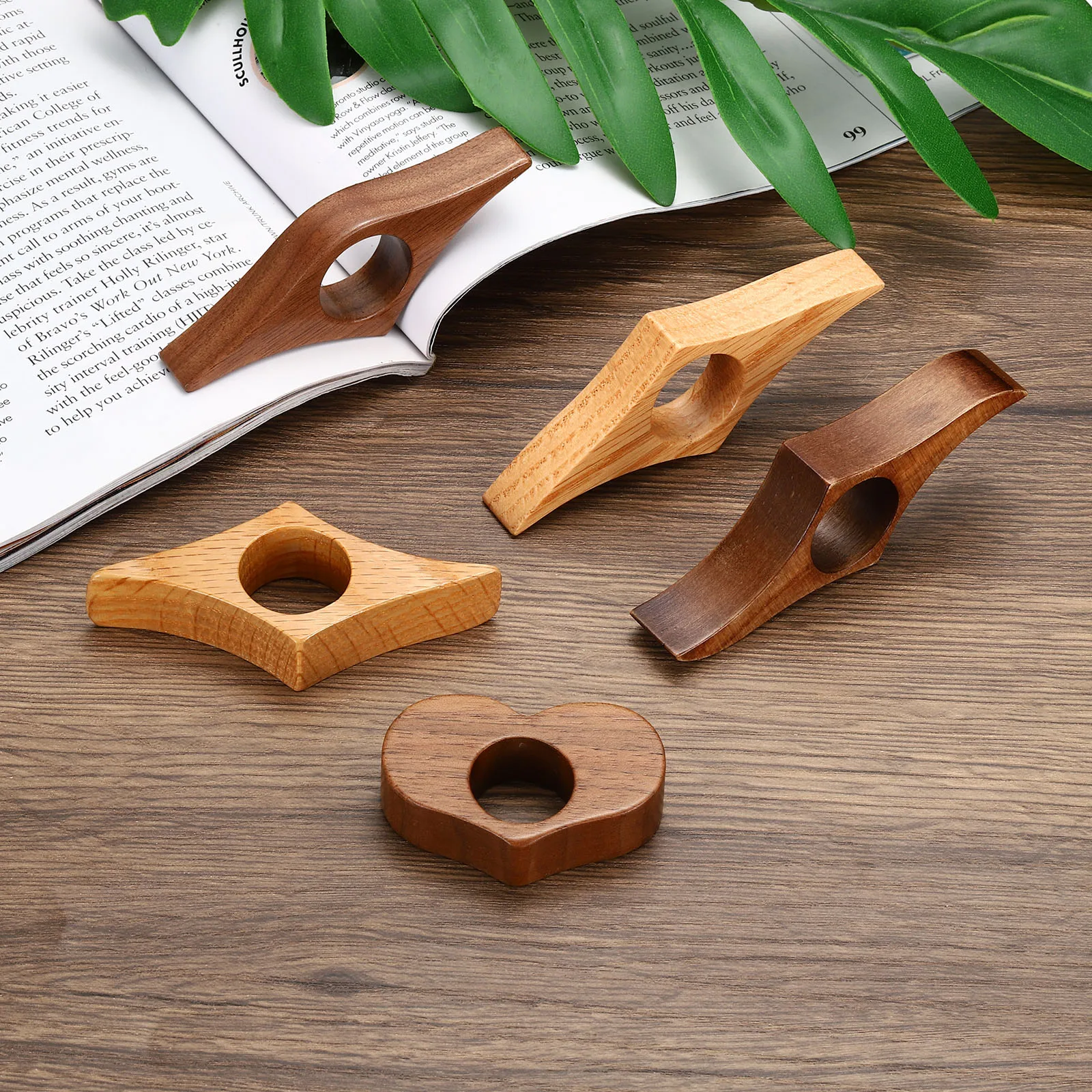 2Pcs Wooden Thumb Bookmark One Hand Reading Thumb Book Support Book Page Holder Opener Page Holders for Reading Accessories