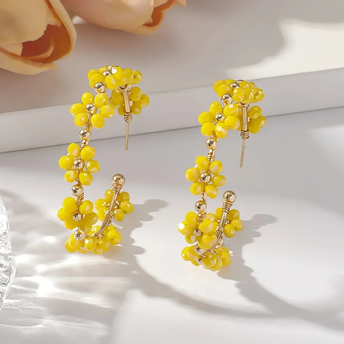 Boho Resort Style Handmade Artificial Crystal Beaded Wreath Earrings, Stylish Sunflower Design Suitable for Everyday Wear
