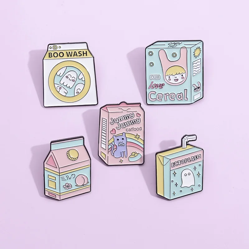 Boo Juice Box Smalto Pin Cartoon Candy Color Cat Bunny Juicy Peach Juice Drink Spilla Distintivo Gioielli Regali All'Ingrosso