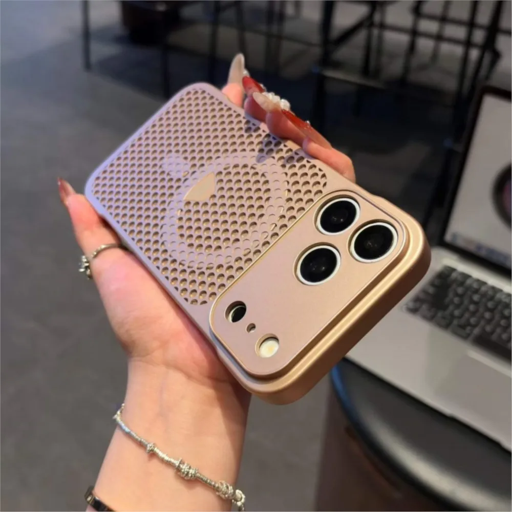 Luxury Honeycomb Cooling Magnetic Wireless Charging Frameless Armor Phone Case with Plating Design