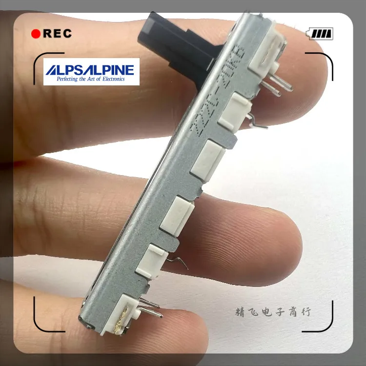 the volume of imported push pull duplex b50k potentiometer shaft lock is special 4pcs/lot Original ALPS 4.5CM sliding Sharp 800 volume potentiometer B20K with takeout shaft 10mm 4-pin free shipping